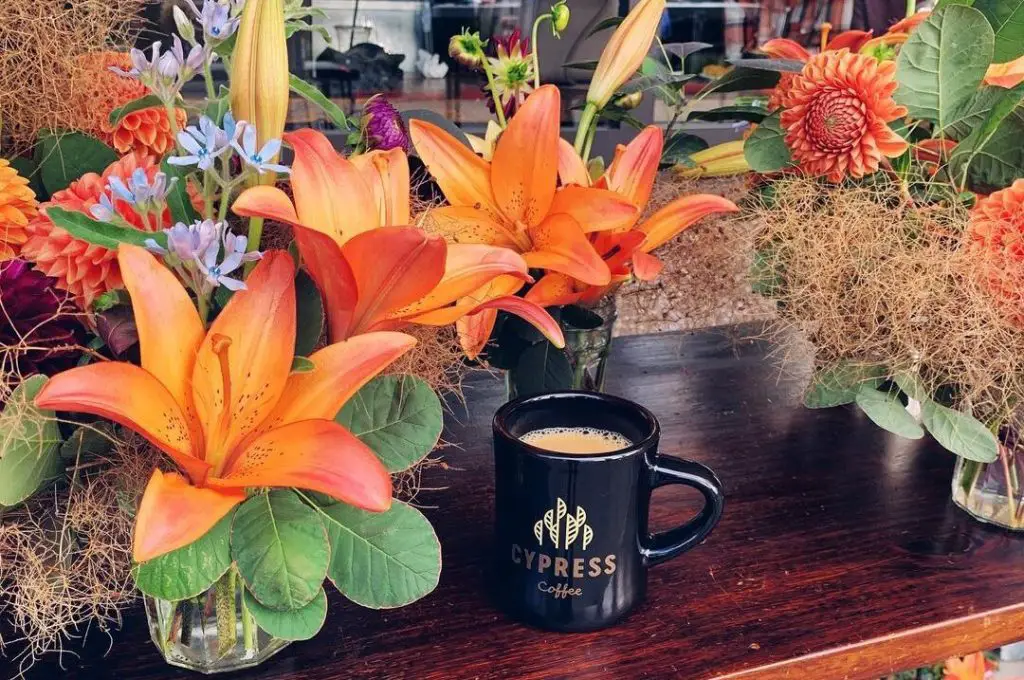 With beautiful autumn color floral arrangements Bellevue shop  at Cypress Coffee