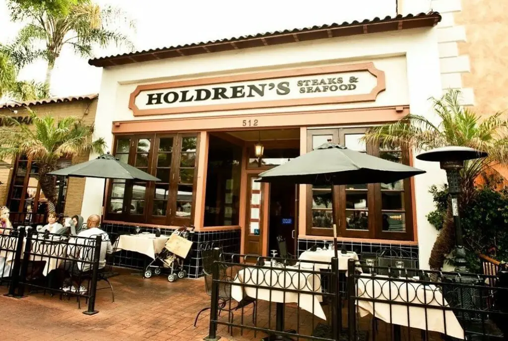 Holdren's Steaks & Seafood is one of the best seafood restaurants in Santa Barbara