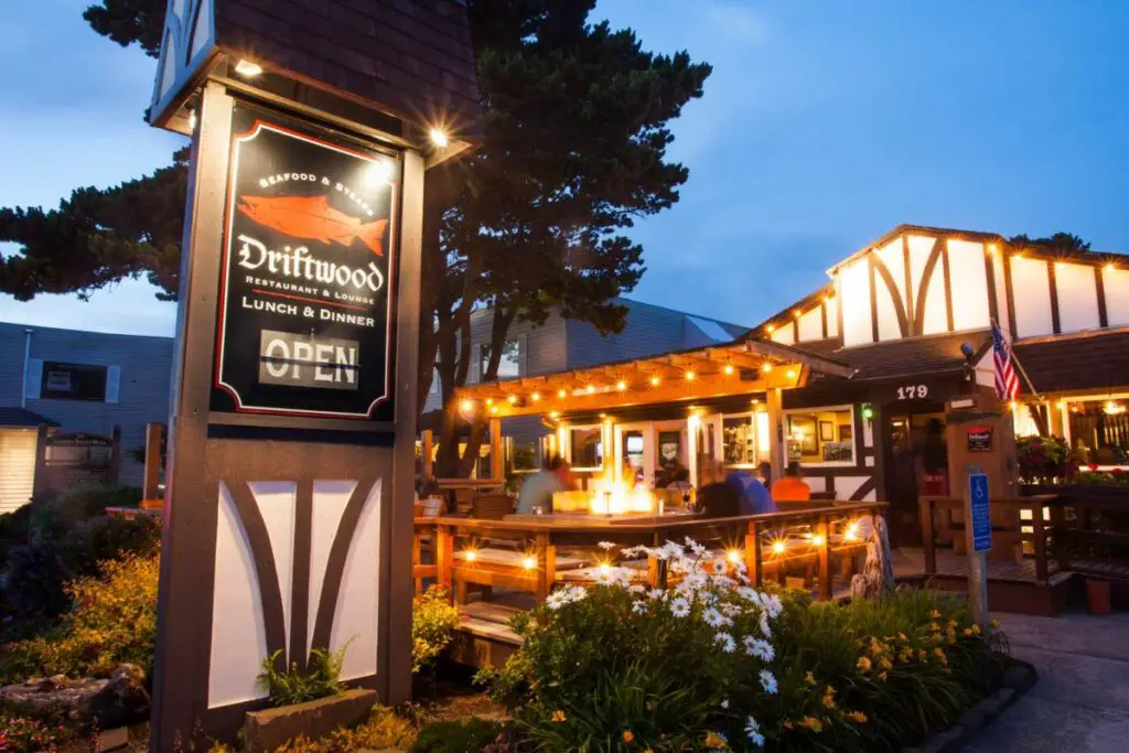 Driftwood Restaurant & Lounge